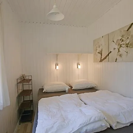 Holiday home Dueodde Ferieby Snogebaek
