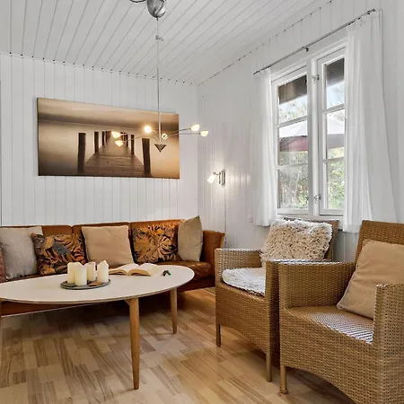 Сasa de vacaciones Dueodde Ferieby